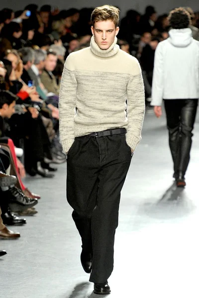 Look 38